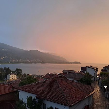 Sun & Moon Apartment Ohrid Exterior photo
